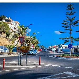 Lovely 2 Bedroom Near Las Vistas Beach Adults Only! Apartment Playa de las Americas (Tenerife)